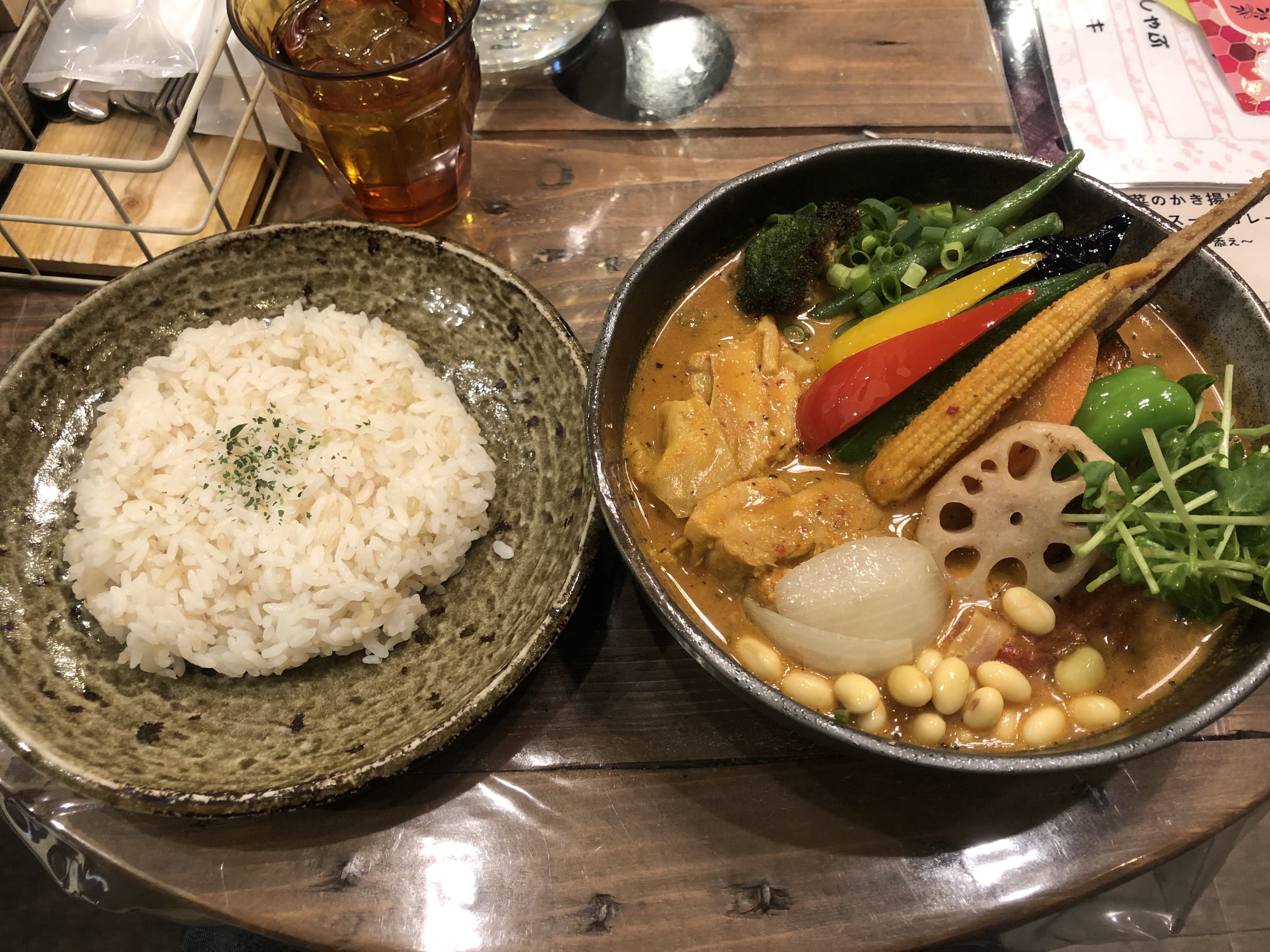 札幌のスープカレーで美味しいのは サムライ 侍さん 野菜と豚角煮がオススメです 北海道大好き人間の行き当たりばったり日記